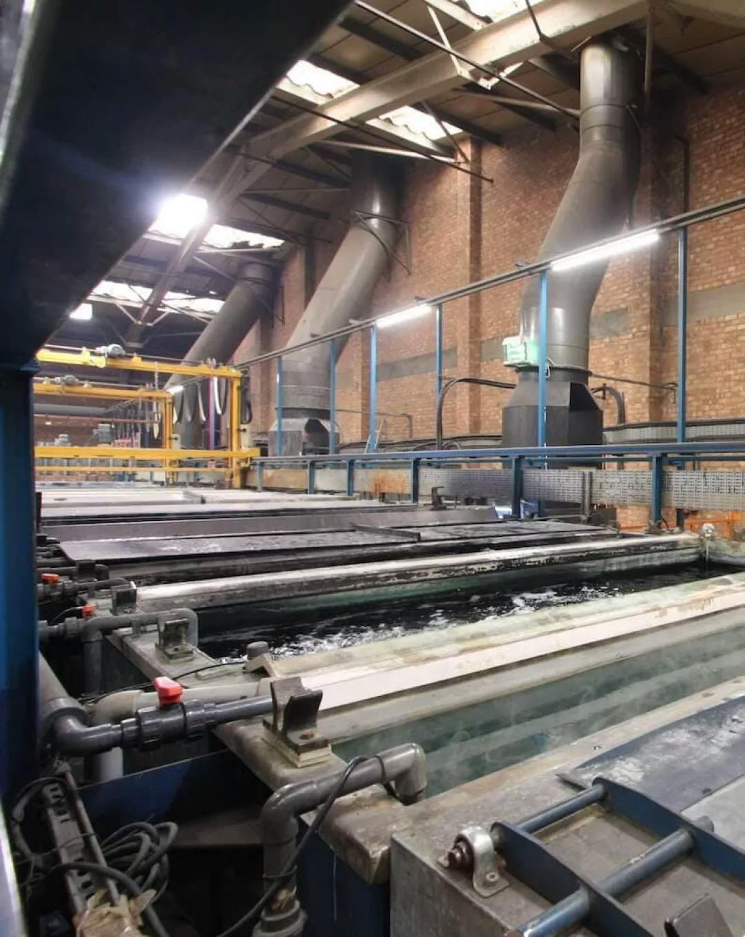 ABL finishing: anodising