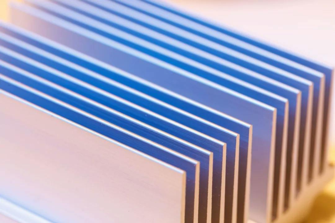 Extruded aluminium heatsinks